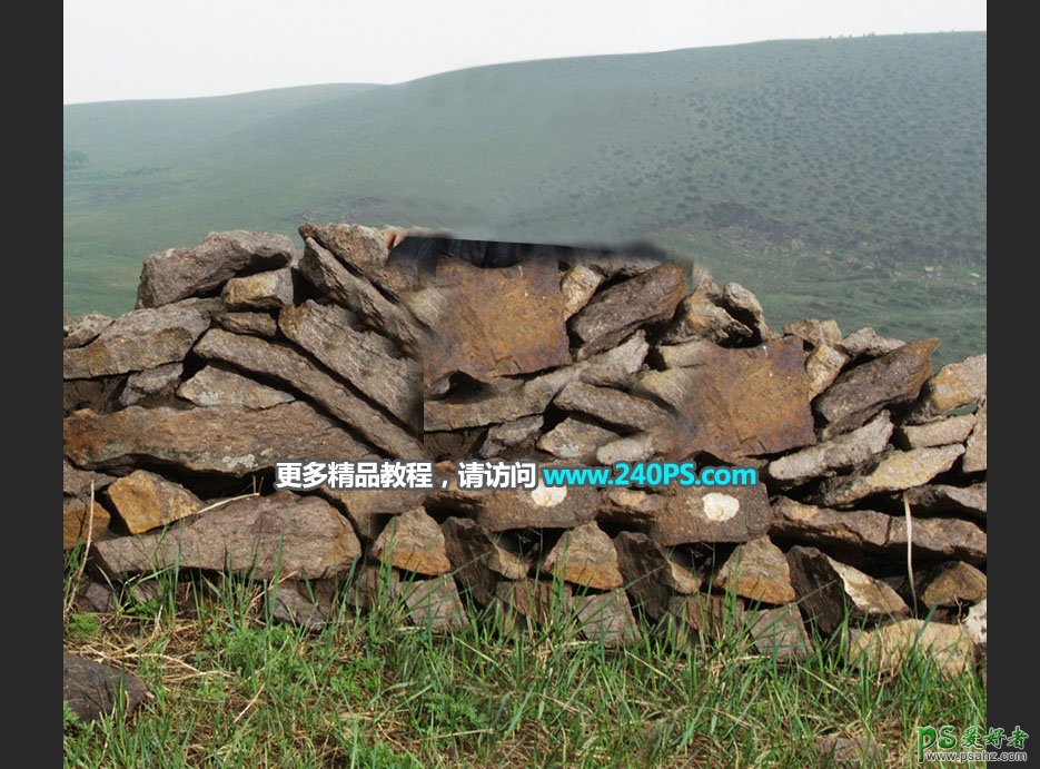 PS抠图换背景教程：消除山石风景照片中的美女人像恢复原始背景