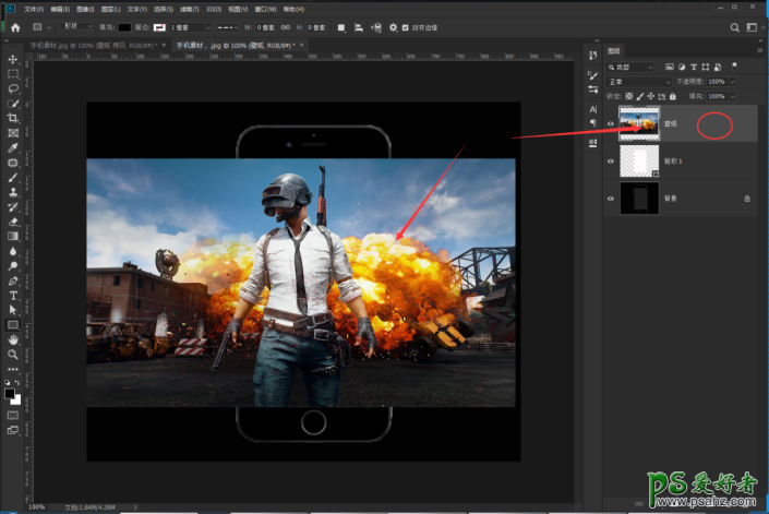 Photoshop制作冲出手机屏幕的战士,战争场景中的战士。