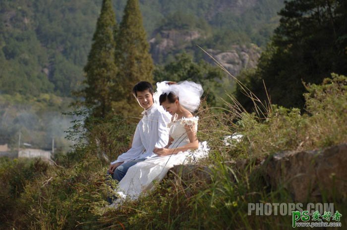 photoshop给男女婚纱照调出浓郁的绿色效果