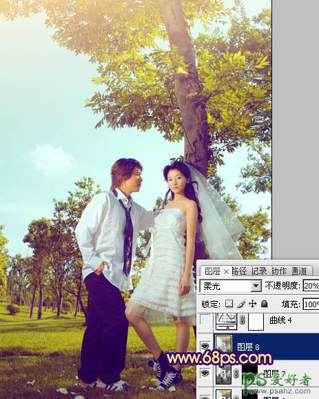 photoshop调出流行的黄色效果树林情侣写真照