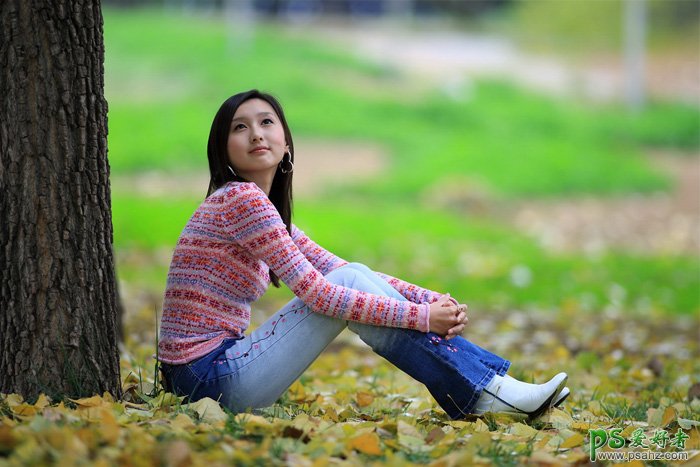 PS少女图片调色美化教程：给外景甜美少女写真照调出青红色秋季色