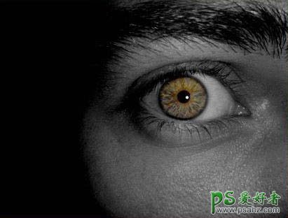 PS合成教程：创意合成一幅发着光丝效果的眼睛海报