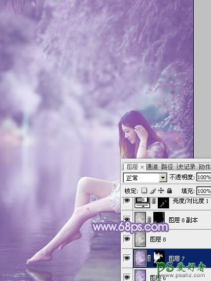 photoshop给水边戏水的性感美女艺术照调出朦胧的紫色调
