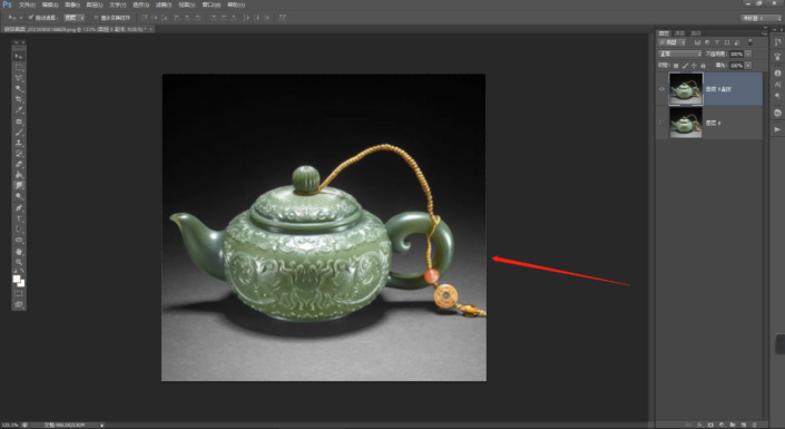 介绍如何使用Photoshop中的橡皮擦工具进行快速抠图。