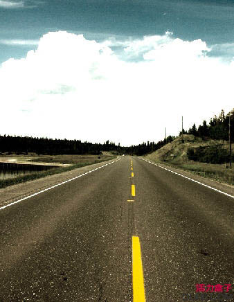 Photoshop调出高清的黄昏色公路图片