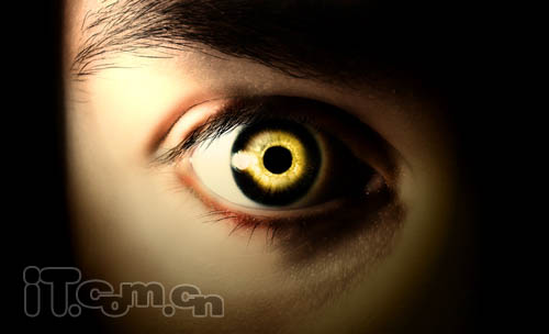 Photoshop 一只神秘的金色眼睛制作方法