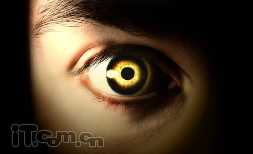 Photoshop 一只神秘的金色眼睛制作方法
