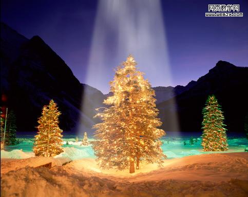 Photoshop 制作超酷光束环绕的神奇圣诞树