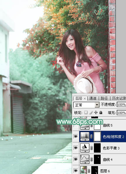 Photoshop为小路边的美女调制出甜美清爽的青红色