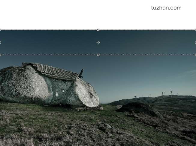 PhotoShop(PS)设计一幅具有超现实感的石屋风景照片实例教程