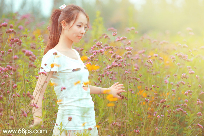 Photoshop利用Lab模式为野花中的美女加上甜美的粉色调