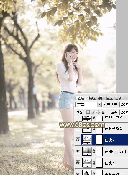 Photoshop为树边美女调出色彩柔和中性黄褐色