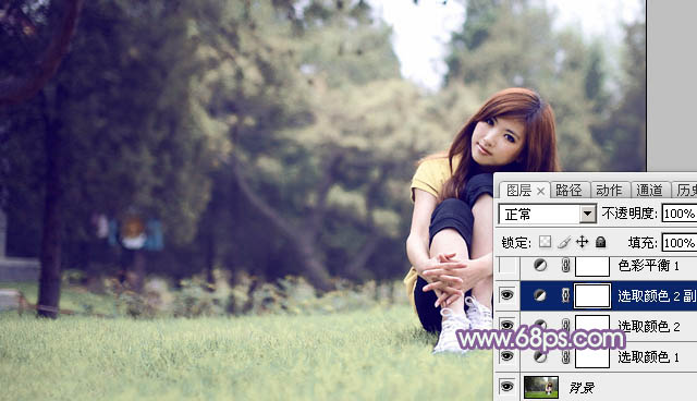 Photoshop将树林旁边草地上的美女图片增加柔和的绿紫色