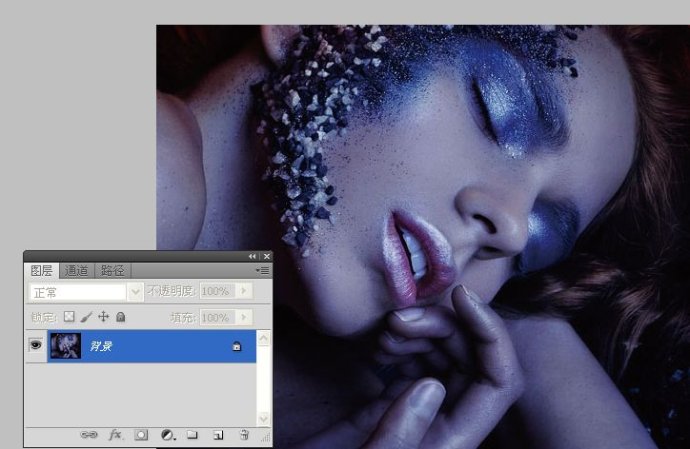 photoshop将蓝色美女图片打造出另类时尚金色肤色教程