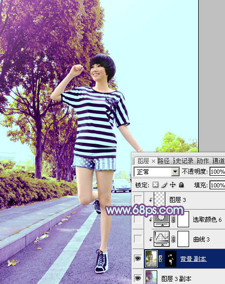 Photoshop将公路上的美女调制出清爽的紫绿色效果