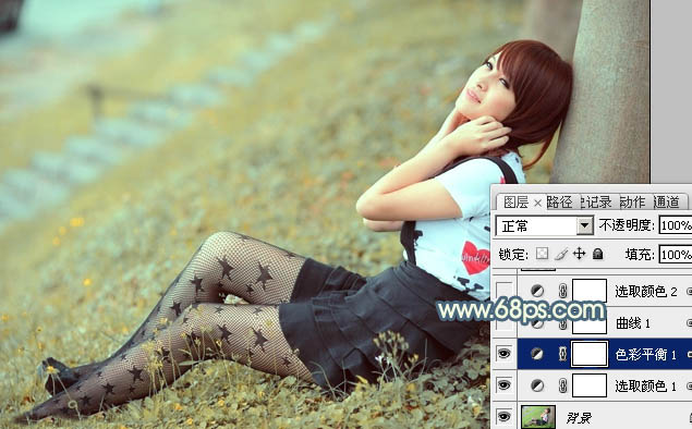 Photoshop将草地美女调制出淡淡的黄青色效果