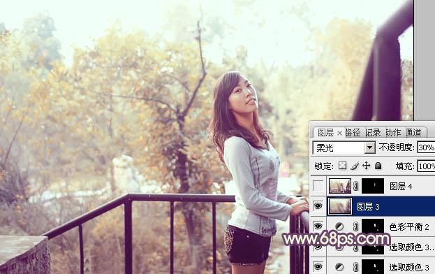 Photoshop将景区人物图片调制出淡淡的蓝黄秋季色
