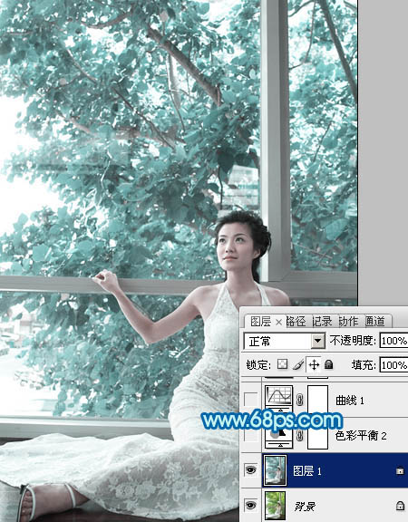 Photoshop为窗户边上的美女图片调制出梦幻的青绿色