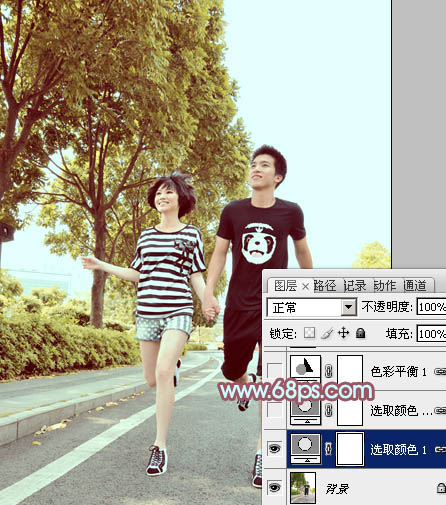 Photoshop为马路上奔跑的情侣图片调制出清爽的青黄色