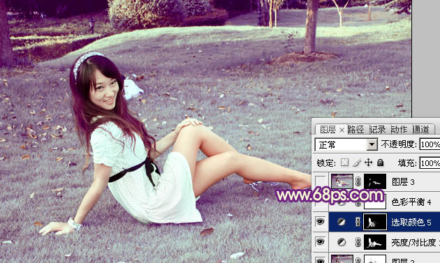 Photoshop将外景草地美女图片调制出淡淡甜美的青紫色