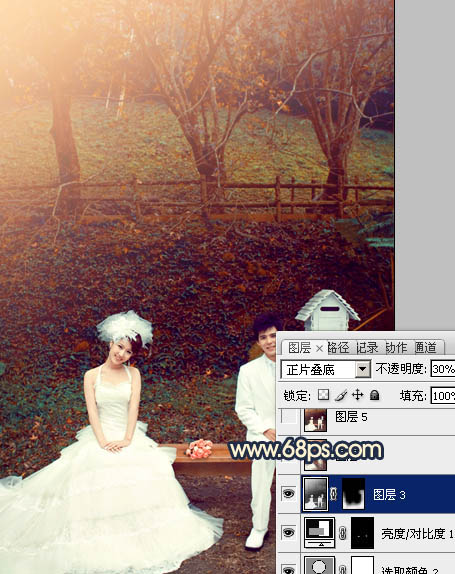 Photosho将公园婚片调制出漂亮的暗红色