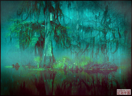 Photoshop将森林图片调成神秘的青蓝色