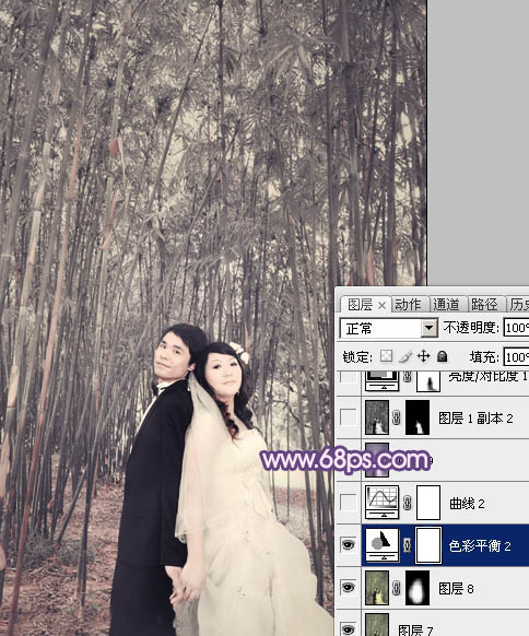 Photoshop将竹林人物图片调成柔和的蓝紫色