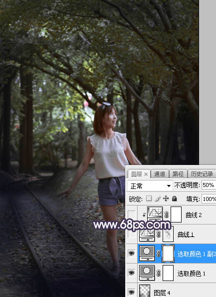 Photoshop将树林人物图片打造梦幻的暗紫色