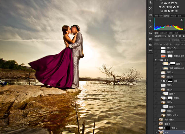 Photoshop将偏暗的水景情侣图片打造华丽大气的霞光色调
