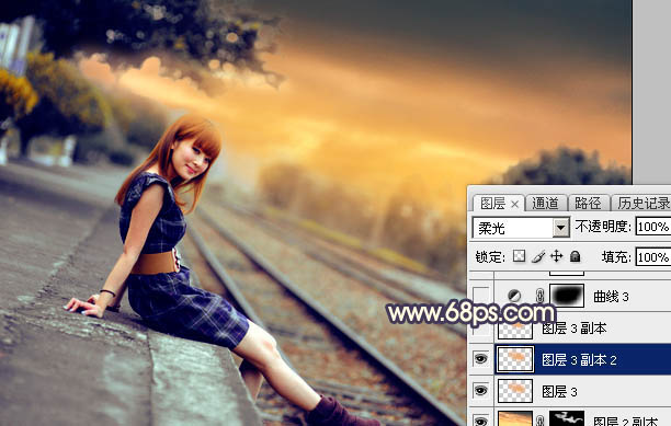 Photoshop调出唯美的霞光色铁轨美女