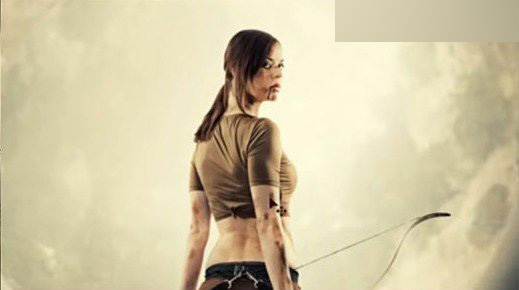 Photoshop合成月亮下拿着弓箭的超酷女战士