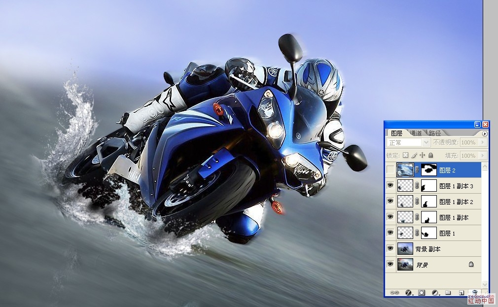 Photoshop图片合成着火和水中喷溅的摩托车手