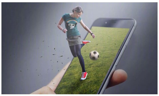 PS创意合成人物站在手机中踢足球的立体感手机海报教程
