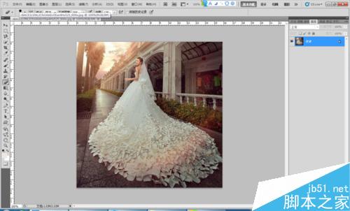 Photoshop利用通道抠出婚纱照片