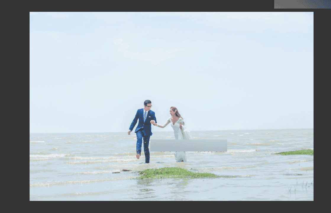 Photoshop调出海边婚片蓝色通透效果图,PS教程,思缘教程网