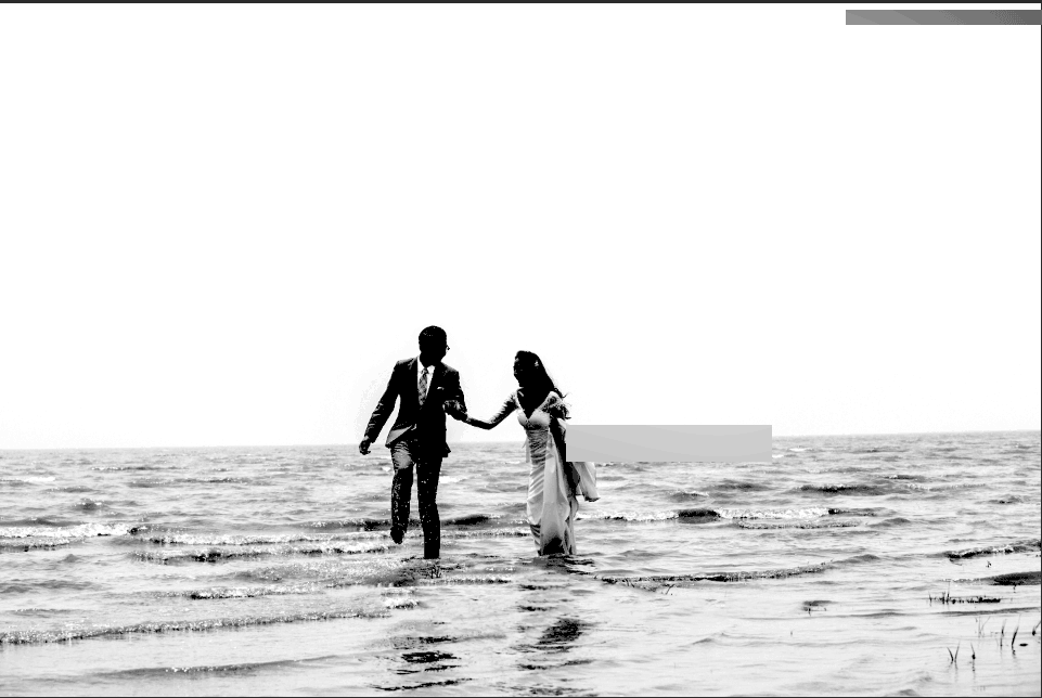 Photoshop调出海边婚片蓝色通透效果图,PS教程,思缘教程网