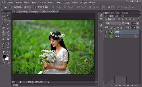 Photoshop怎样把花丛中穿着婚纱的美女照片调出小清新的效果?