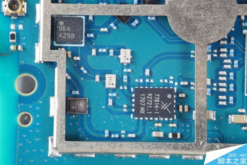 全网首拆：紫米4G路由器MF885拆解