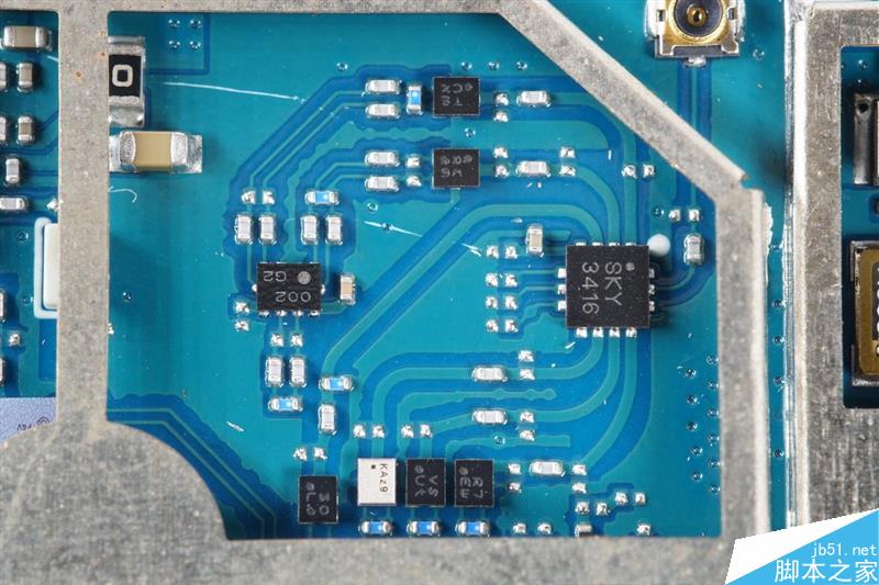 全网首拆：紫米4G路由器MF885拆解