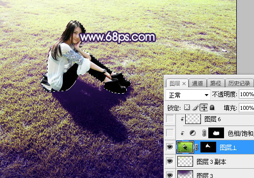 用PS调制唯美紫蓝色草地上的女孩照片