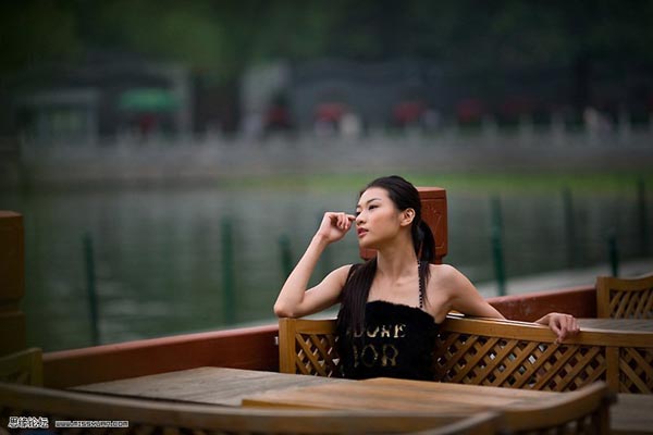 学习深绿背景写真照片调制教程