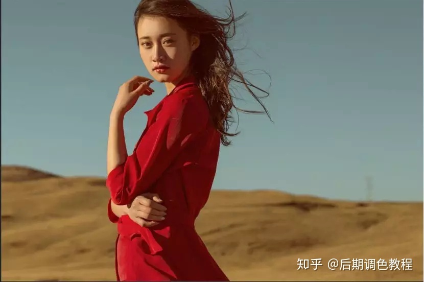 PS把昏暗沙漠美女照片精修成青绿色效果