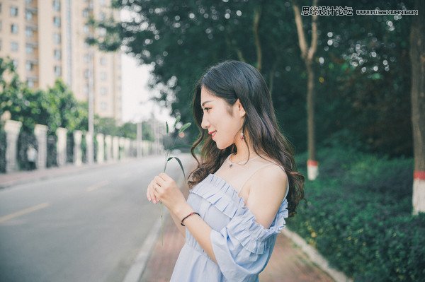 调制艺术小清新街拍女生照片的PS教程