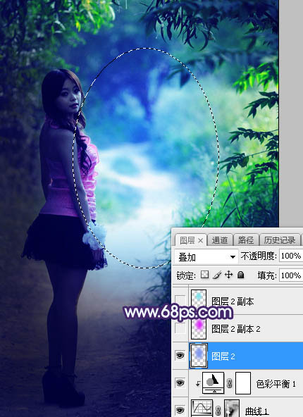 用PS打造唯美紫蓝色树林背景女生照片