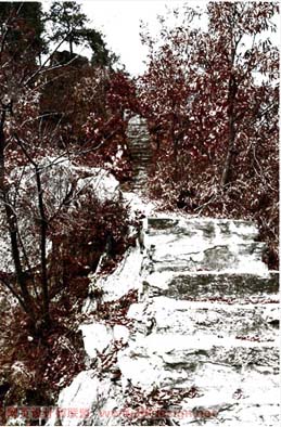 山路照片添加积雪效果的PS教程