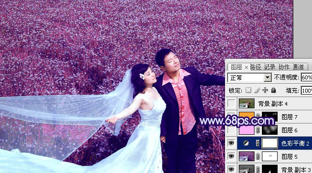PS调出紫色花丛背景的结婚照片