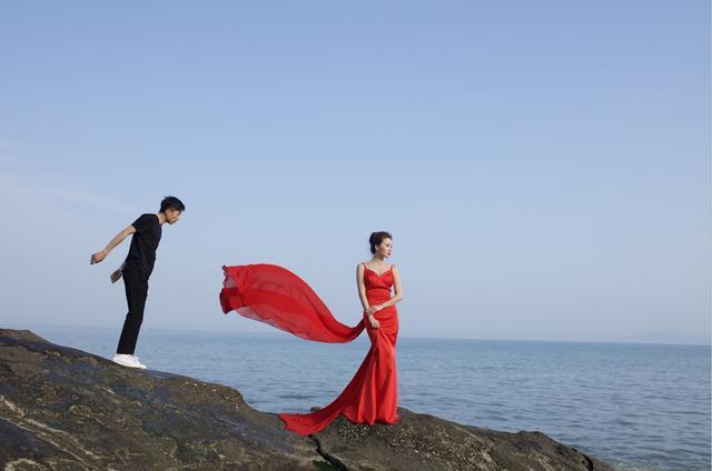 婚纱后期，通过PS把海边拍摄的婚纱照调出高级感