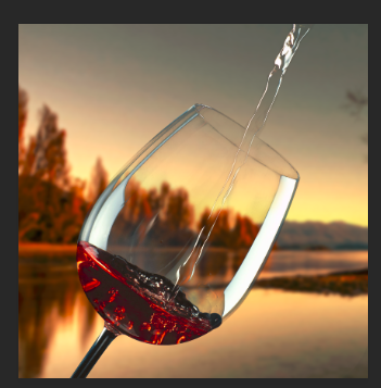 抠玻璃：用Photoshop抠出水流入杯子的图片