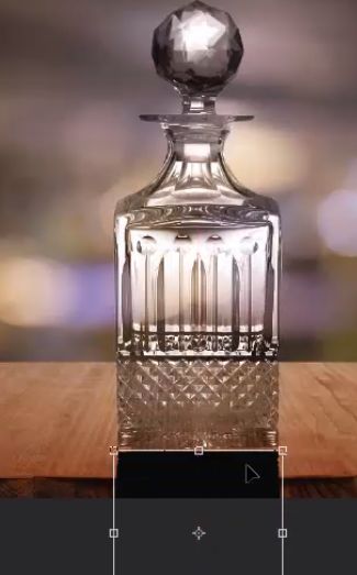抠玻璃，通过PS抠出透明的玻璃瓶