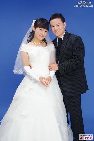 ps教程:www.softyun.net/it/_PS为室内婚纱照抠图换背景的又一简单方法 